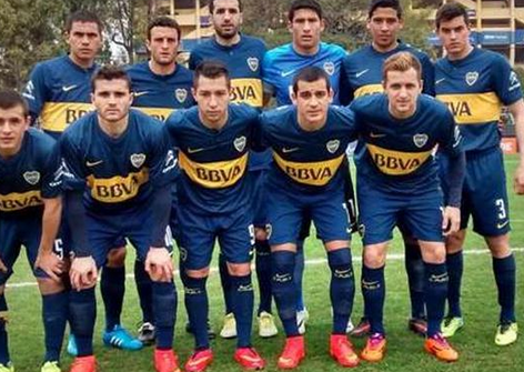 Mariano Echeverría jugó en la reserva de Boca y empezó con un gol